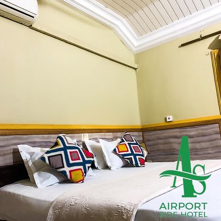 Airport Side Hotel Accra Ngoại thất bức ảnh